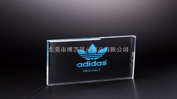 亞克力展示架為什么會比其它材質(zhì)的展示架要貴？_博藝展示